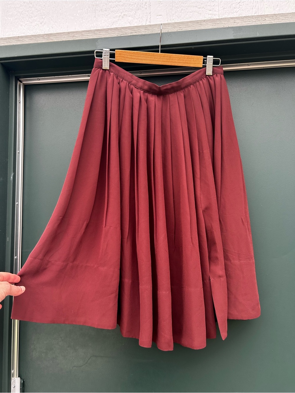 Club Monaco Wine Red Pleated Circle Skirt